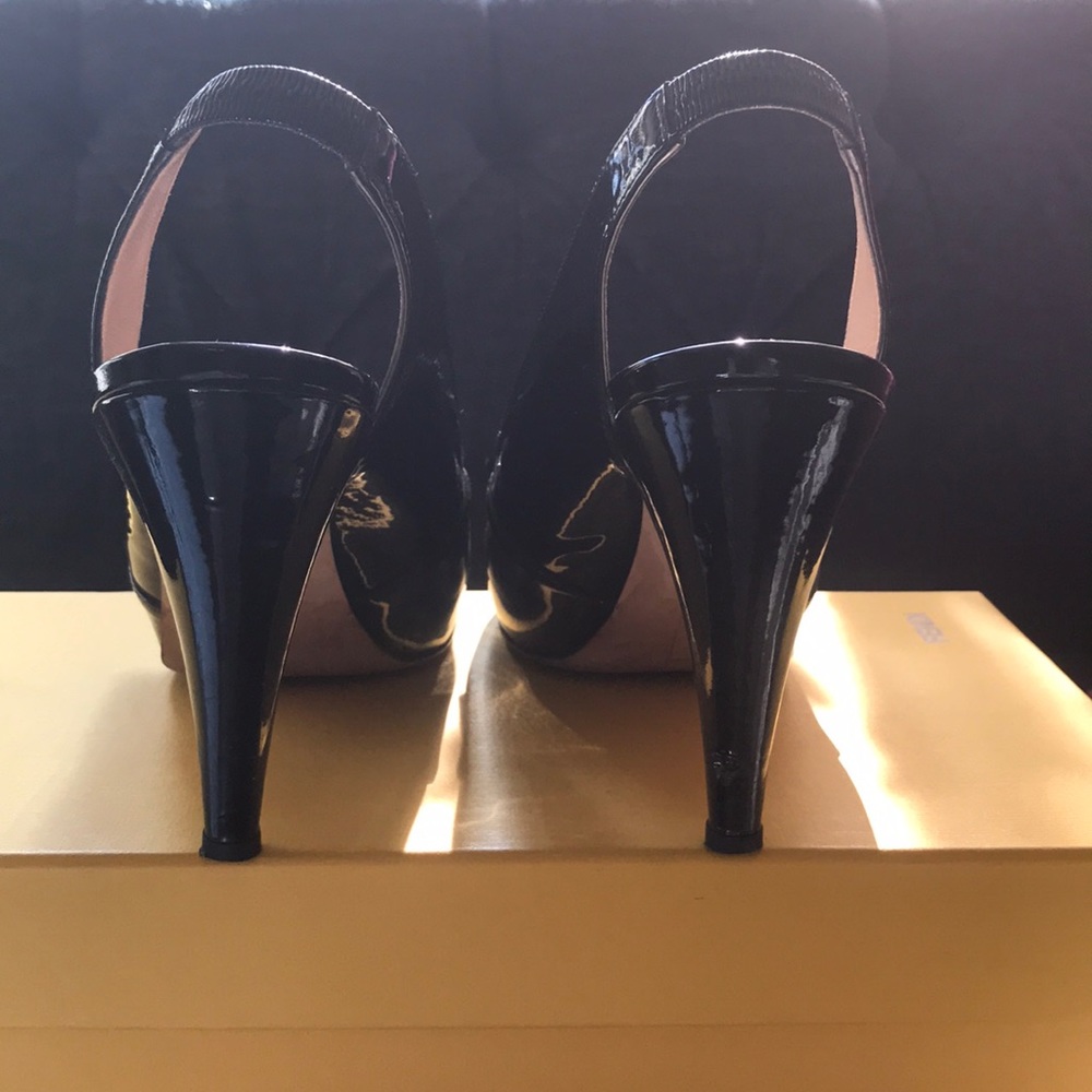 FENDI SHOES. - Picture 3 of 6